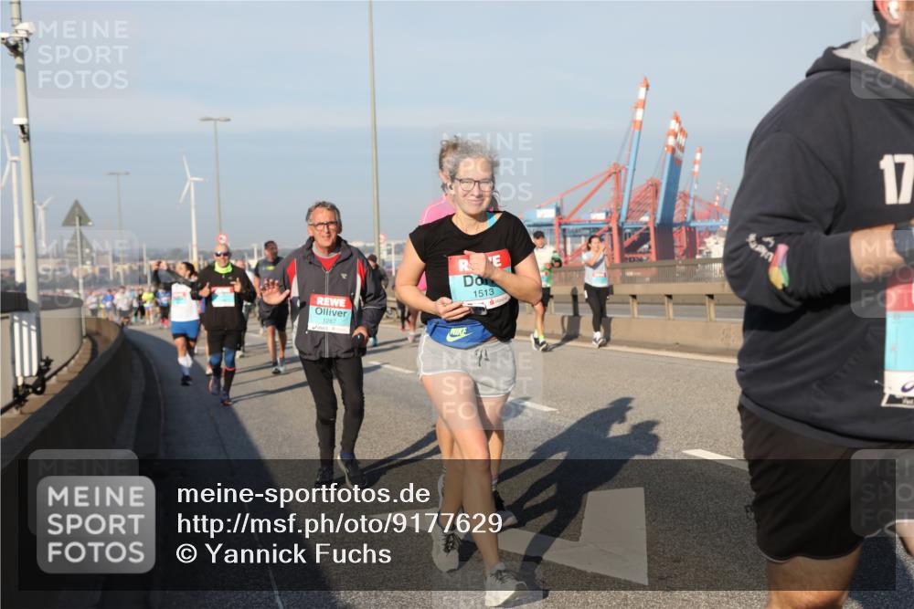 03.10.2025 - Köhlbrandbrückenlauf Yannick Fuchs http://msf.ph/oto/9177629 03.10.2025 08:48:51 Position 2 1287, 1513, 17 meine-sportfotos.de