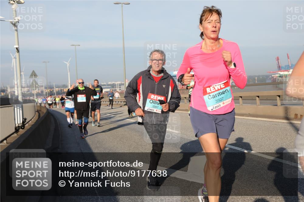 03.10.2025 - Köhlbrandbrückenlauf Yannick Fuchs http://msf.ph/oto/9177638 03.10.2025 08:48:52 Position 2 1287, 3507 meine-sportfotos.de