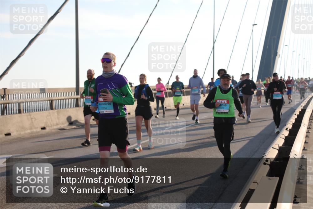 03.10.2025 - Köhlbrandbrückenlauf Yannick Fuchs http://msf.ph/oto/9177811 03.10.2025 08:29:52 Position 1 2034, 1674 meine-sportfotos.de