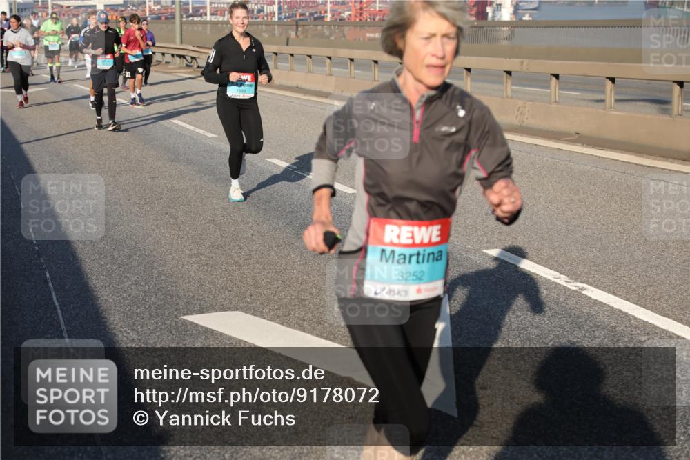 03.10.2025 - Köhlbrandbrückenlauf Yannick Fuchs http://msf.ph/oto/9178072 03.10.2025 08:49:36 Position 2 1693, 3252 meine-sportfotos.de