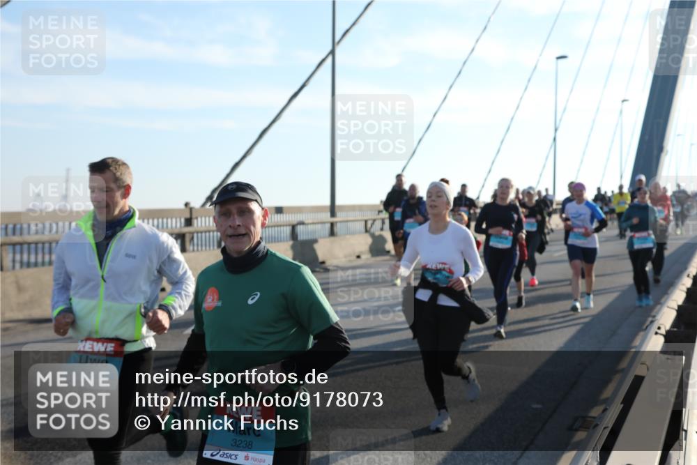 03.10.2025 - Köhlbrandbrückenlauf Yannick Fuchs http://msf.ph/oto/9178073 03.10.2025 08:30:11 Position 1 1367, 3238 meine-sportfotos.de