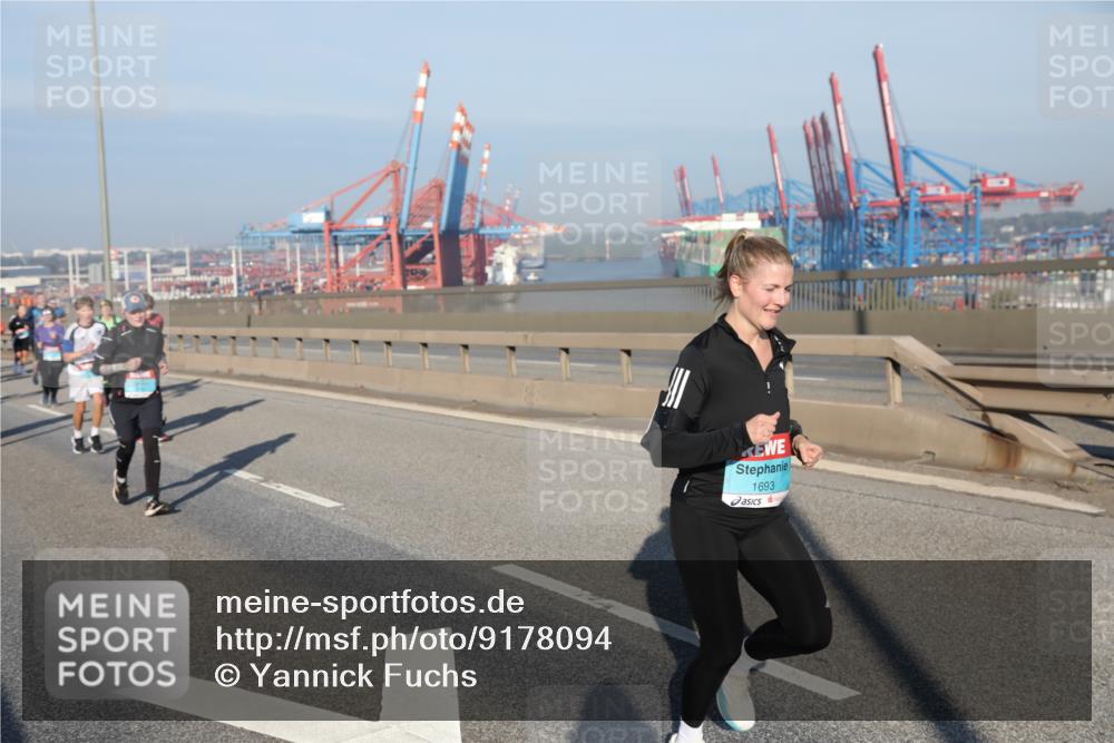 03.10.2025 - Köhlbrandbrückenlauf Yannick Fuchs http://msf.ph/oto/9178094 03.10.2025 08:49:38 Position 2 1693 meine-sportfotos.de