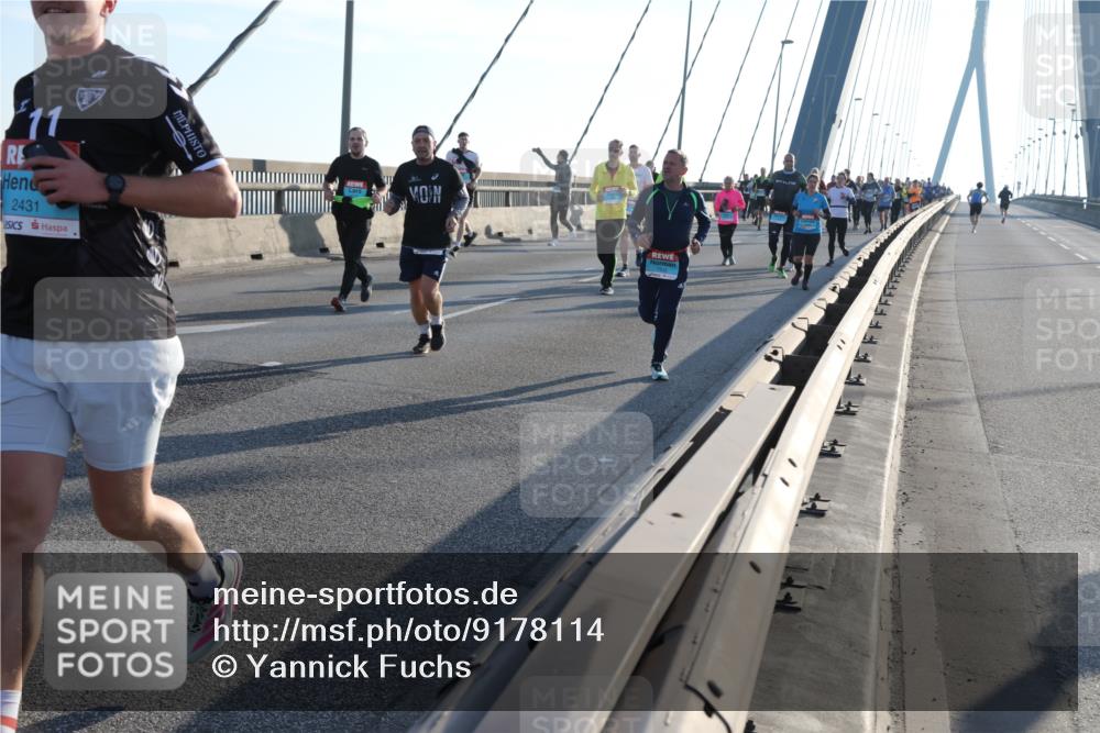03.10.2025 - Köhlbrandbrückenlauf Yannick Fuchs http://msf.ph/oto/9178114 03.10.2025 08:30:16 Position 1 11, 2431 meine-sportfotos.de