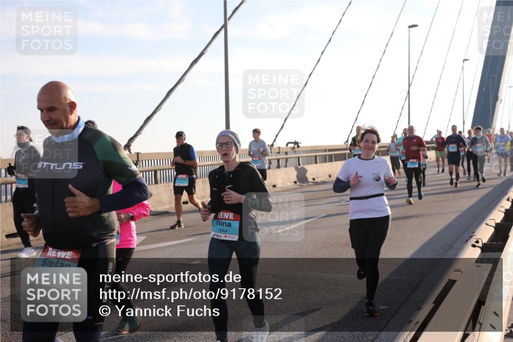 03.10.2025 - Köhlbrandbrückenlauf Yannick Fuchs http://msf.ph/oto/9178152 03.10.2025 08:30:22 Position 1 2126, 1844 meine-sportfotos.de