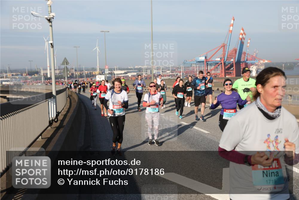 03.10.2025 - Köhlbrandbrückenlauf Yannick Fuchs http://msf.ph/oto/9178186 03.10.2025 08:49:45 Position 2 3726, 1719 meine-sportfotos.de