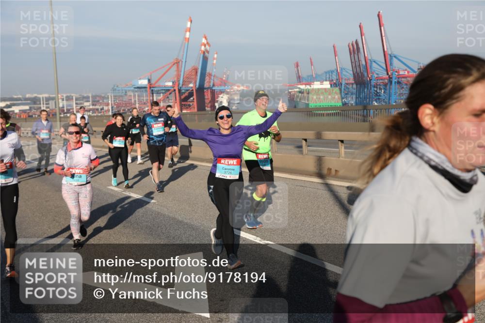 03.10.2025 - Köhlbrandbrückenlauf Yannick Fuchs http://msf.ph/oto/9178194 03.10.2025 08:49:45 Position 2 3726 meine-sportfotos.de