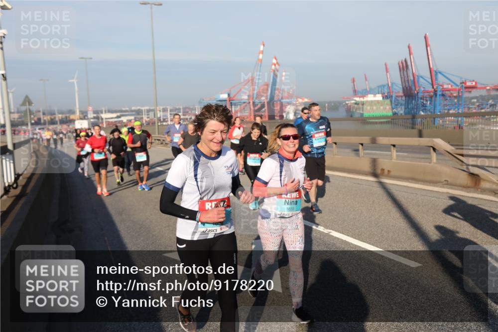 03.10.2025 - Köhlbrandbrückenlauf Yannick Fuchs http://msf.ph/oto/9178220 03.10.2025 08:49:47 Position 2 1659 meine-sportfotos.de