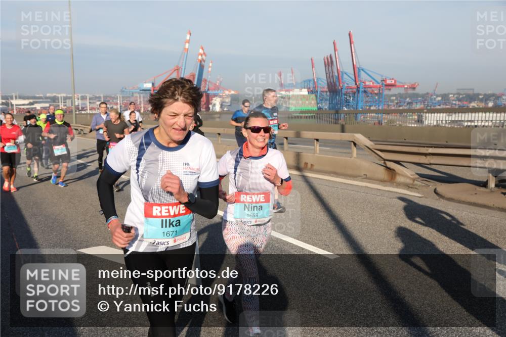 03.10.2025 - Köhlbrandbrückenlauf Yannick Fuchs http://msf.ph/oto/9178226 03.10.2025 08:49:47 Position 2 1671, 1659 meine-sportfotos.de