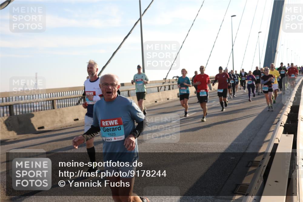 03.10.2025 - Köhlbrandbrückenlauf Yannick Fuchs http://msf.ph/oto/9178244 03.10.2025 08:30:31 Position 1 1523 meine-sportfotos.de
