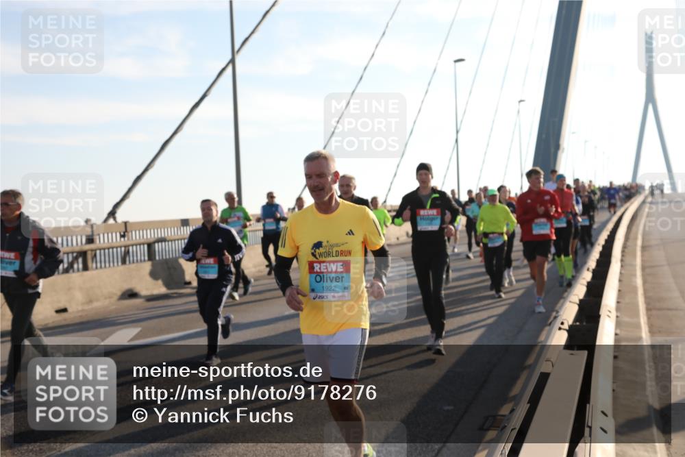 03.10.2025 - Köhlbrandbrückenlauf Yannick Fuchs http://msf.ph/oto/9178276 03.10.2025 08:30:36 Position 1 1922 meine-sportfotos.de