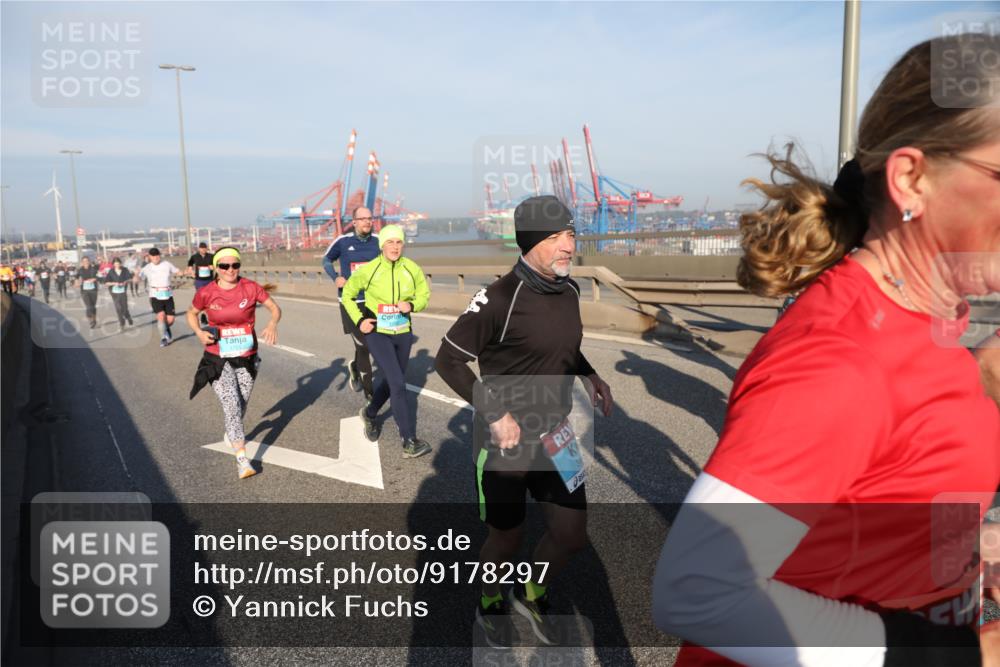 03.10.2025 - Köhlbrandbrückenlauf Yannick Fuchs http://msf.ph/oto/9178297 03.10.2025 08:49:52 Position 2  meine-sportfotos.de