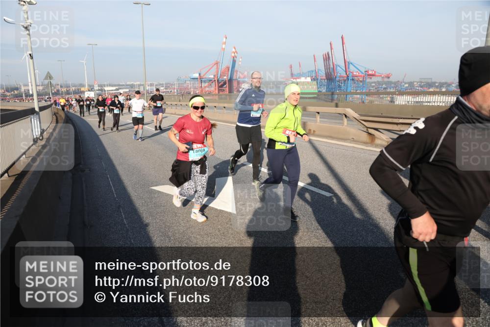 03.10.2025 - Köhlbrandbrückenlauf Yannick Fuchs http://msf.ph/oto/9178308 03.10.2025 08:49:52 Position 2  meine-sportfotos.de