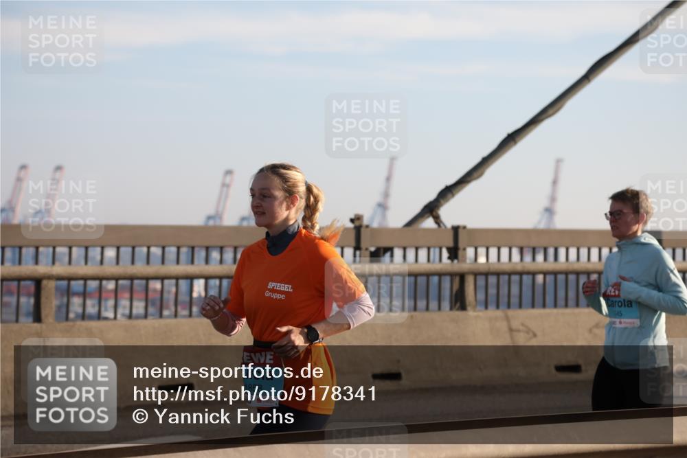 03.10.2025 - Köhlbrandbrückenlauf Yannick Fuchs http://msf.ph/oto/9178341 03.10.2025 08:31:02 Position 1 45, 1858 meine-sportfotos.de