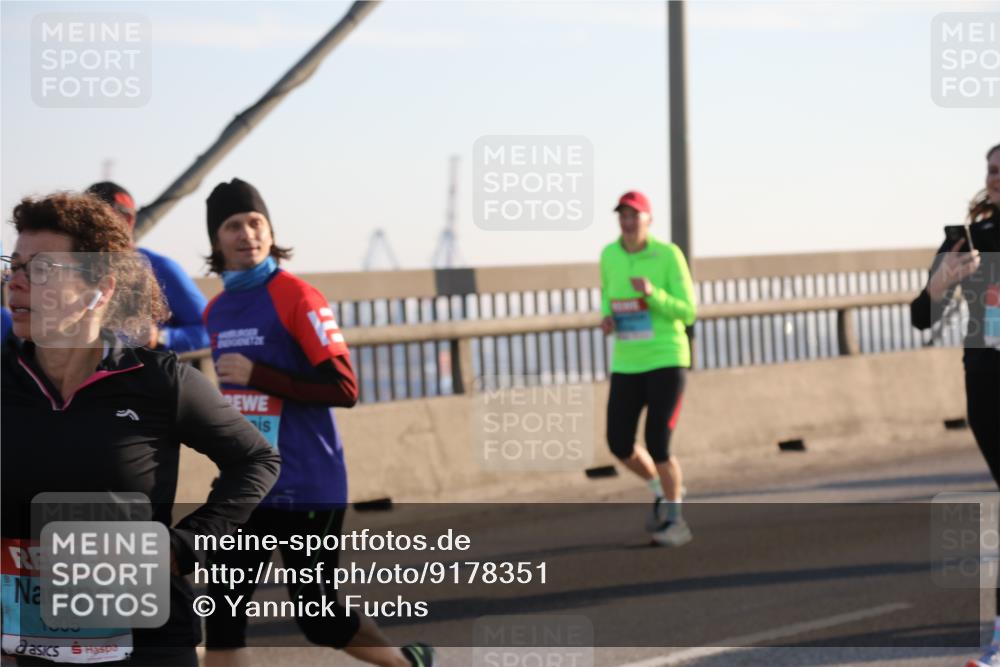 03.10.2025 - Köhlbrandbrückenlauf Yannick Fuchs http://msf.ph/oto/9178351 03.10.2025 08:31:05 Position 1 1305 meine-sportfotos.de