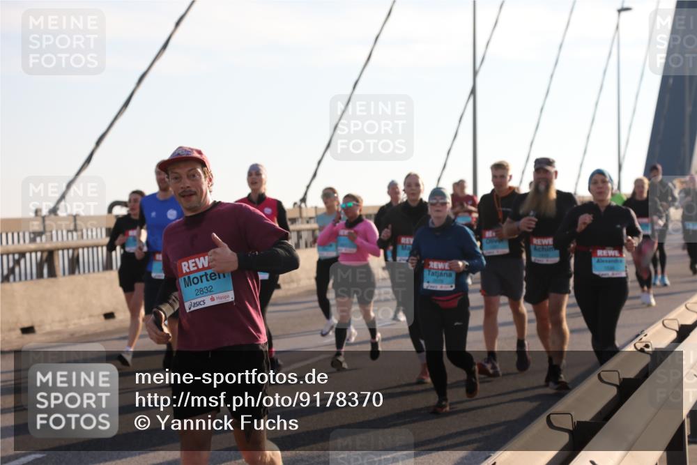 03.10.2025 - Köhlbrandbrückenlauf Yannick Fuchs http://msf.ph/oto/9178370 03.10.2025 08:31:07 Position 1 2832 meine-sportfotos.de