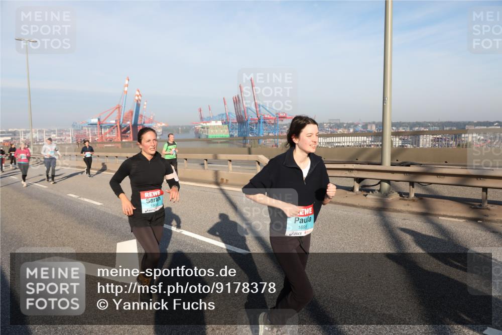 03.10.2025 - Köhlbrandbrückenlauf Yannick Fuchs http://msf.ph/oto/9178378 03.10.2025 08:49:58 Position 2 1868, 1695 meine-sportfotos.de