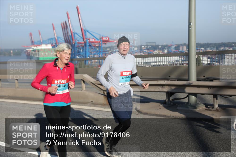 03.10.2025 - Köhlbrandbrückenlauf Yannick Fuchs http://msf.ph/oto/9178406 03.10.2025 08:50:04 Position 2 2853, 2851, 18 meine-sportfotos.de