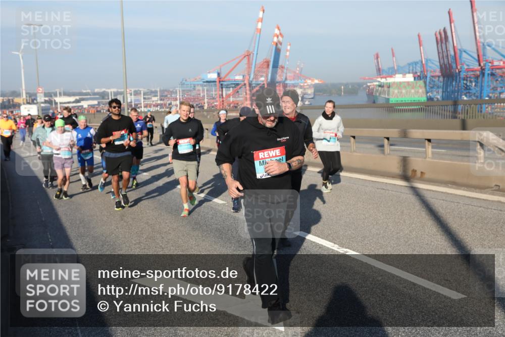03.10.2025 - Köhlbrandbrückenlauf Yannick Fuchs http://msf.ph/oto/9178422 03.10.2025 08:50:06 Position 2  meine-sportfotos.de