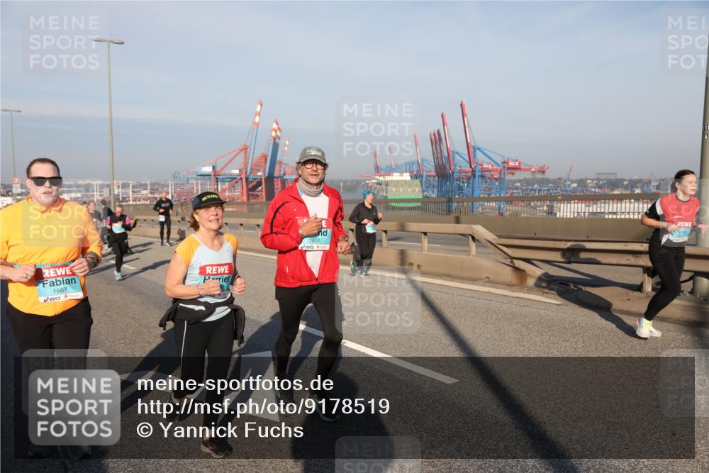 03.10.2025 - Köhlbrandbrückenlauf Yannick Fuchs http://msf.ph/oto/9178519 03.10.2025 08:50:15 Position 2 1667, 1651 meine-sportfotos.de