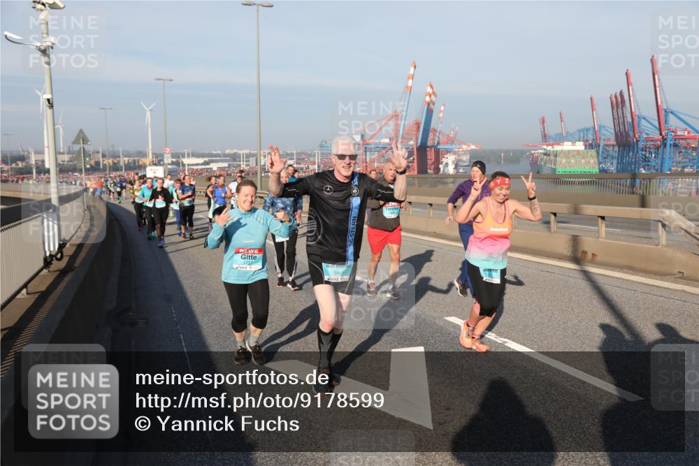 03.10.2025 - Köhlbrandbrückenlauf Yannick Fuchs http://msf.ph/oto/9178599 03.10.2025 08:50:25 Position 2 1737, 3468 meine-sportfotos.de