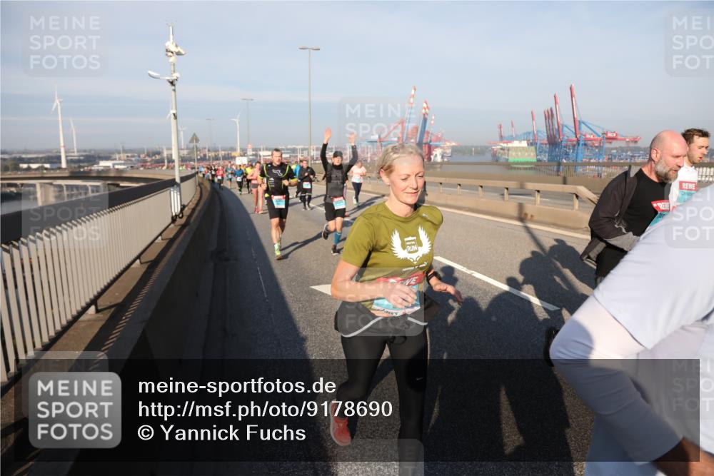 03.10.2025 - Köhlbrandbrückenlauf Yannick Fuchs http://msf.ph/oto/9178690 03.10.2025 08:50:35 Position 2  meine-sportfotos.de
