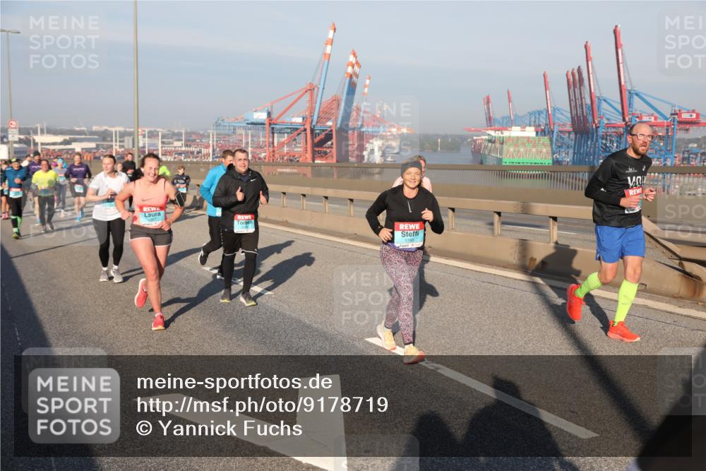 03.10.2025 - Köhlbrandbrückenlauf Yannick Fuchs http://msf.ph/oto/9178719 03.10.2025 08:50:38 Position 2 1795 meine-sportfotos.de