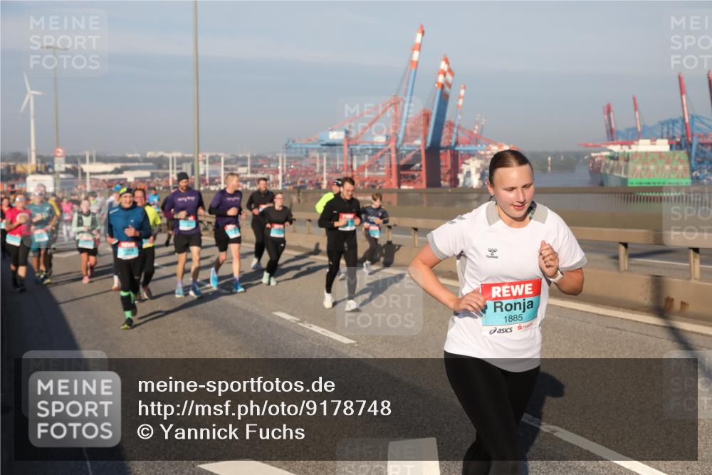 03.10.2025 - Köhlbrandbrückenlauf Yannick Fuchs http://msf.ph/oto/9178748 03.10.2025 08:50:41 Position 2 1885 meine-sportfotos.de