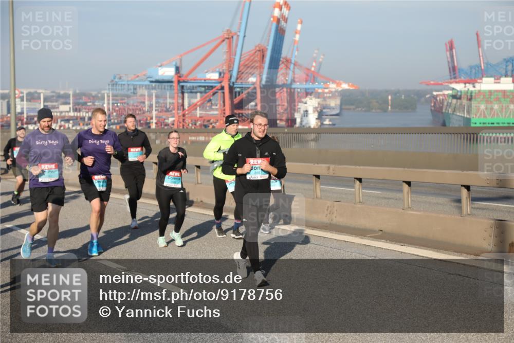 03.10.2025 - Köhlbrandbrückenlauf Yannick Fuchs http://msf.ph/oto/9178756 03.10.2025 08:50:42 Position 2 2641, 3557 meine-sportfotos.de