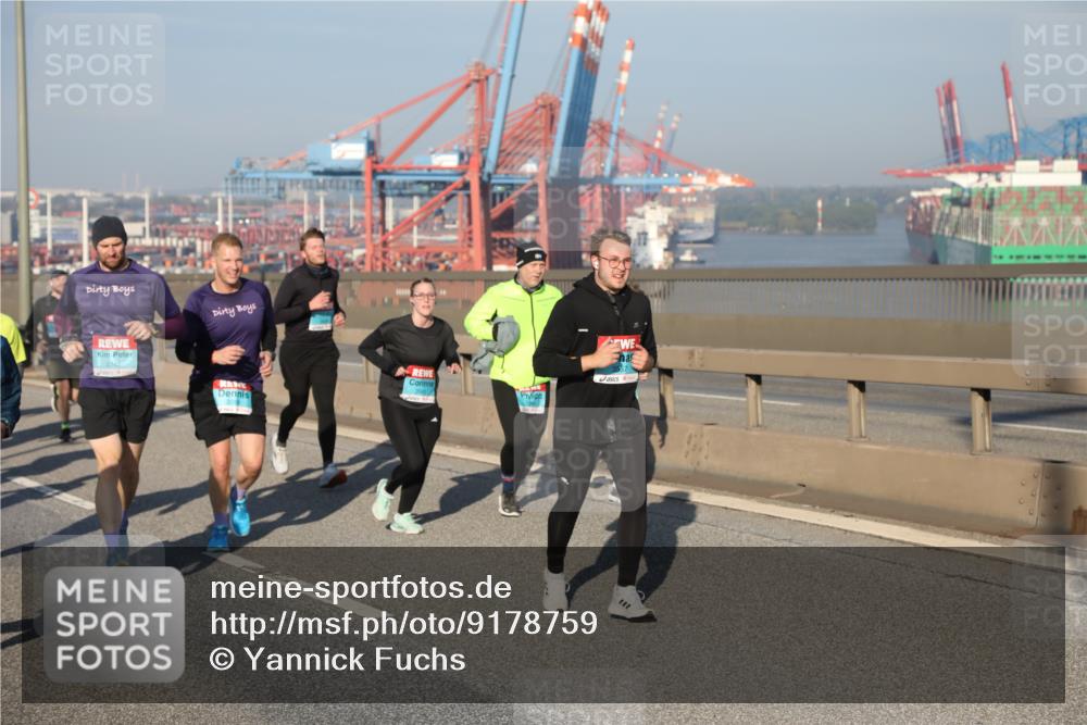03.10.2025 - Köhlbrandbrückenlauf Yannick Fuchs http://msf.ph/oto/9178759 03.10.2025 08:50:42 Position 2 2242 meine-sportfotos.de