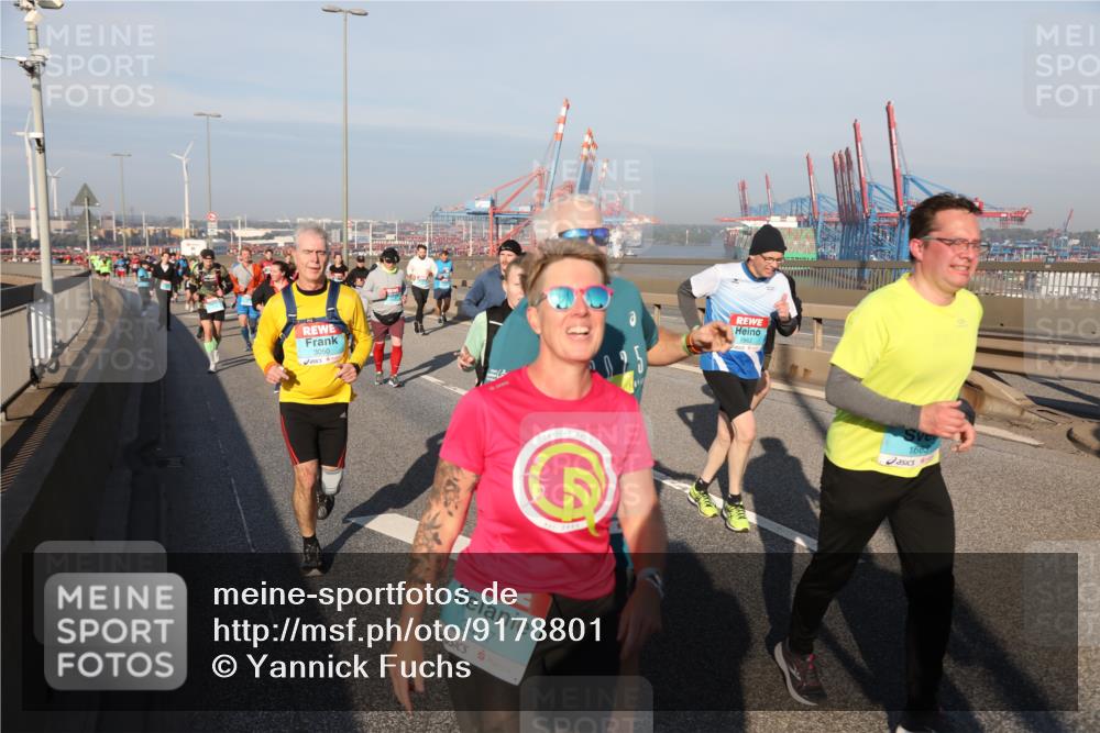 03.10.2025 - Köhlbrandbrückenlauf Yannick Fuchs http://msf.ph/oto/9178801 03.10.2025 08:50:48 Position 2 3050, 25, 1862, 3417, 1665 meine-sportfotos.de