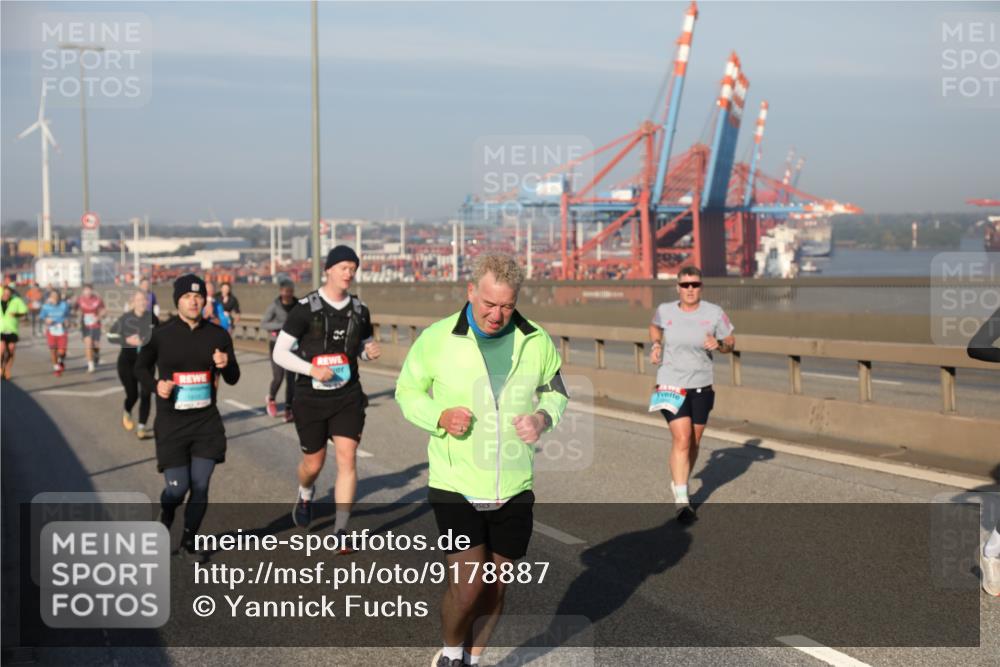 03.10.2025 - Köhlbrandbrückenlauf Yannick Fuchs http://msf.ph/oto/9178887 03.10.2025 08:50:58 Position 2  meine-sportfotos.de