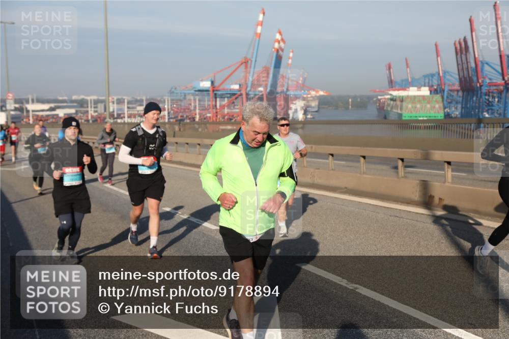 03.10.2025 - Köhlbrandbrückenlauf Yannick Fuchs http://msf.ph/oto/9178894 03.10.2025 08:50:59 Position 2  meine-sportfotos.de