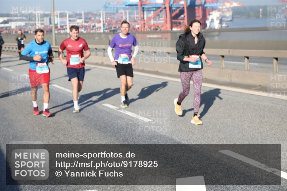 03.10.2025 - Köhlbrandbrückenlauf Yannick Fuchs http://msf.ph/oto/9178925 03.10.2025 08:51:07 Position 2  meine-sportfotos.de