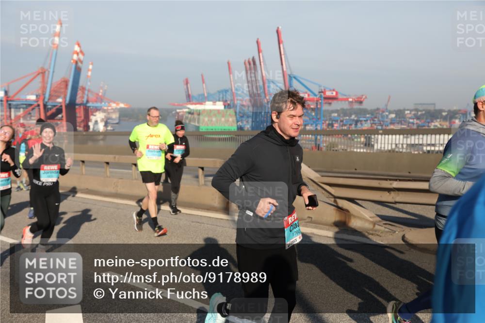 03.10.2025 - Köhlbrandbrückenlauf Yannick Fuchs http://msf.ph/oto/9178989 03.10.2025 08:51:23 Position 2 1760 meine-sportfotos.de
