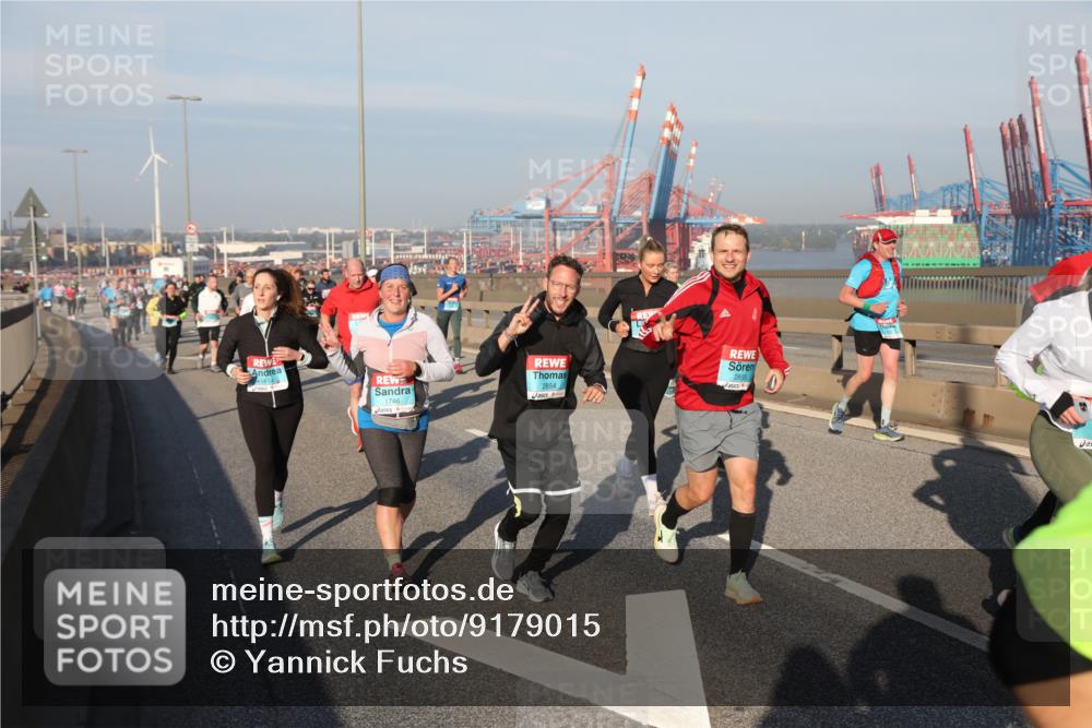 03.10.2025 - Köhlbrandbrückenlauf Yannick Fuchs http://msf.ph/oto/9179015 03.10.2025 08:51:26 Position 2 1614, 2854, 1746, 2855 meine-sportfotos.de