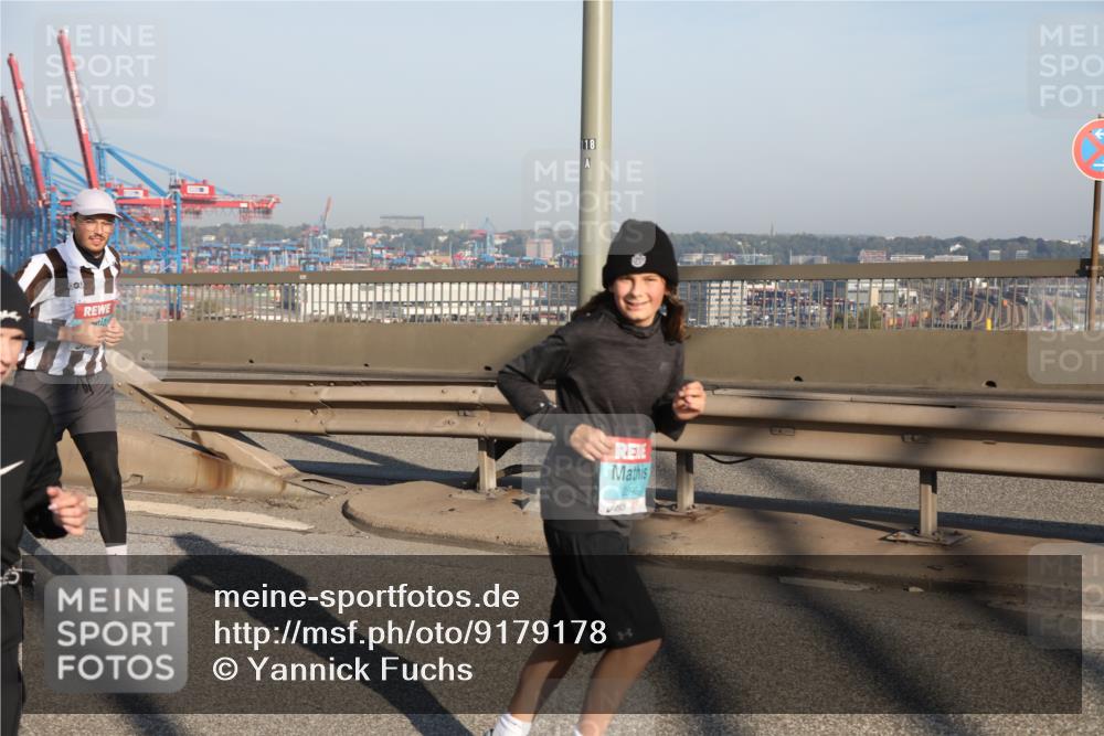 03.10.2025 - Köhlbrandbrückenlauf Yannick Fuchs http://msf.ph/oto/9179178 03.10.2025 08:51:44 Position 2 118 meine-sportfotos.de