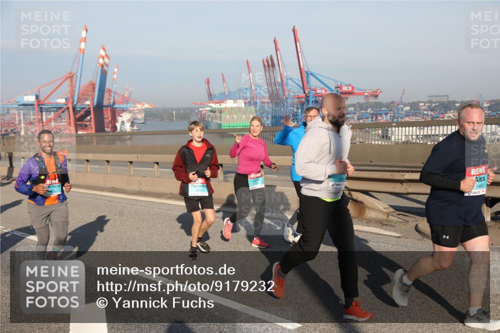 03.10.2025 - Köhlbrandbrückenlauf Yannick Fuchs http://msf.ph/oto/9179232 03.10.2025 08:51:49 Position 2 3635, 2460 meine-sportfotos.de