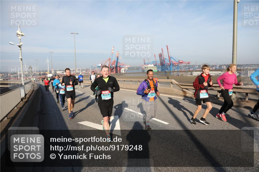 03.10.2025 - Köhlbrandbrückenlauf Yannick Fuchs http://msf.ph/oto/9179248 03.10.2025 08:51:51 Position 2  meine-sportfotos.de