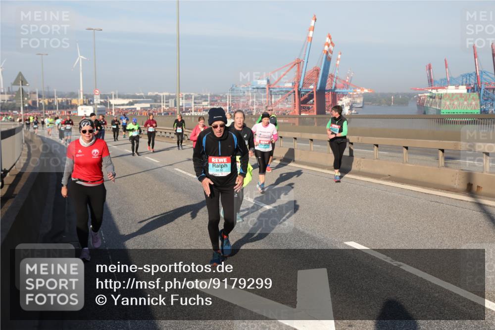 03.10.2025 - Köhlbrandbrückenlauf Yannick Fuchs http://msf.ph/oto/9179299 03.10.2025 08:51:58 Position 2 3116 meine-sportfotos.de
