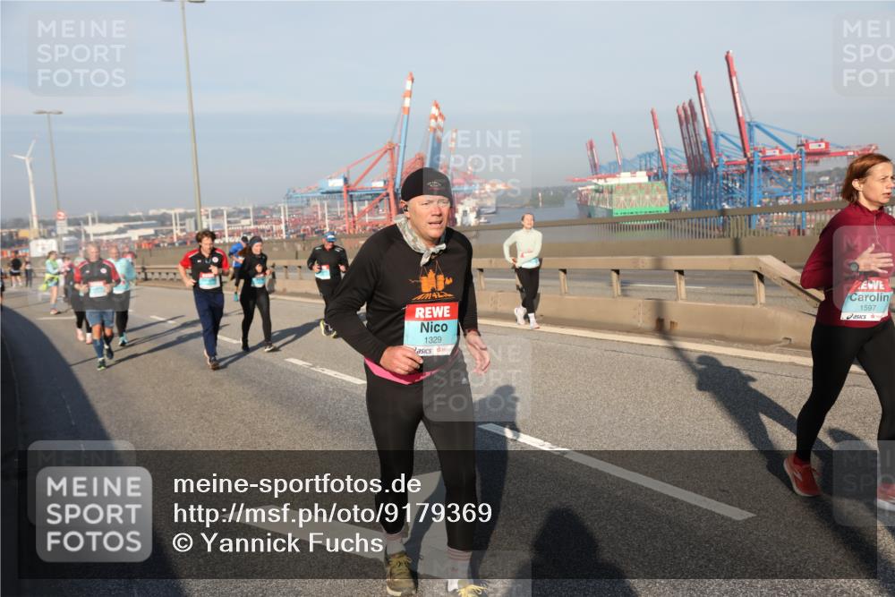 03.10.2025 - Köhlbrandbrückenlauf Yannick Fuchs http://msf.ph/oto/9179369 03.10.2025 08:52:08 Position 2 1329, 1597 meine-sportfotos.de