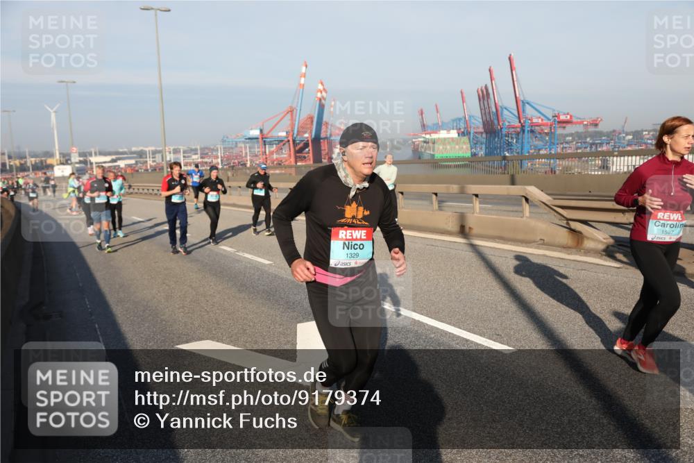 03.10.2025 - Köhlbrandbrückenlauf Yannick Fuchs http://msf.ph/oto/9179374 03.10.2025 08:52:08 Position 2 1329, 1597 meine-sportfotos.de