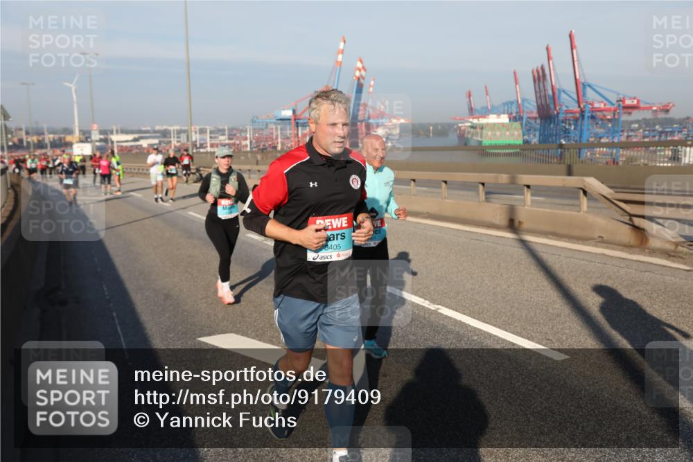 03.10.2025 - Köhlbrandbrückenlauf Yannick Fuchs http://msf.ph/oto/9179409 03.10.2025 08:52:13 Position 2 3405 meine-sportfotos.de