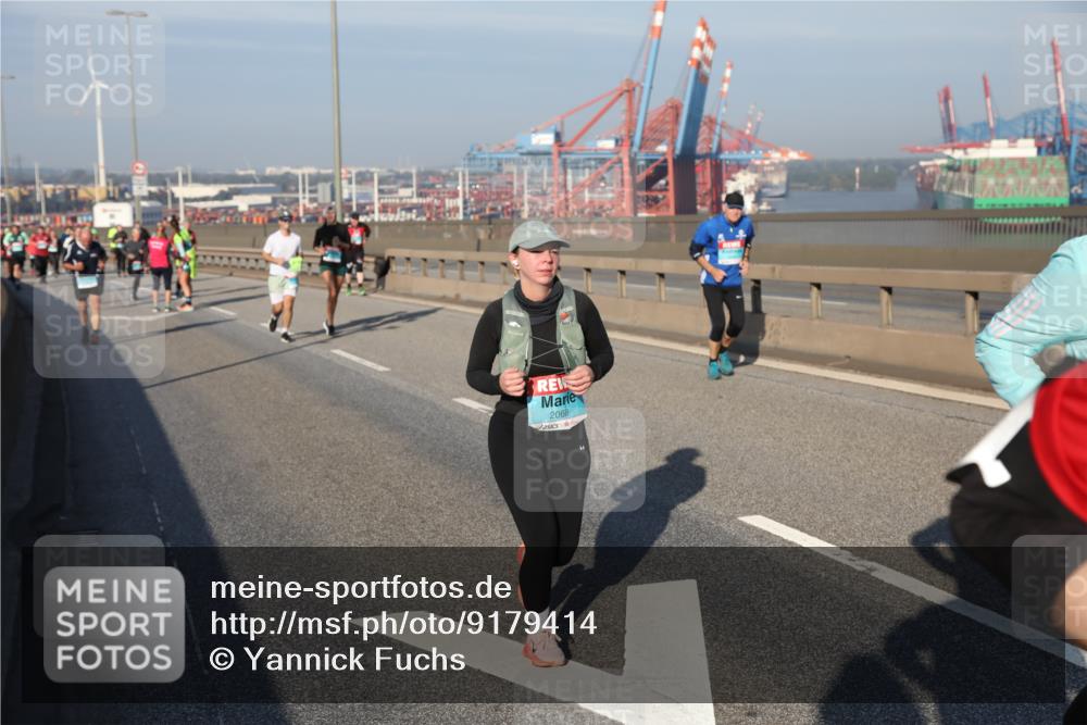 03.10.2025 - Köhlbrandbrückenlauf Yannick Fuchs http://msf.ph/oto/9179414 03.10.2025 08:52:14 Position 2 2068 meine-sportfotos.de