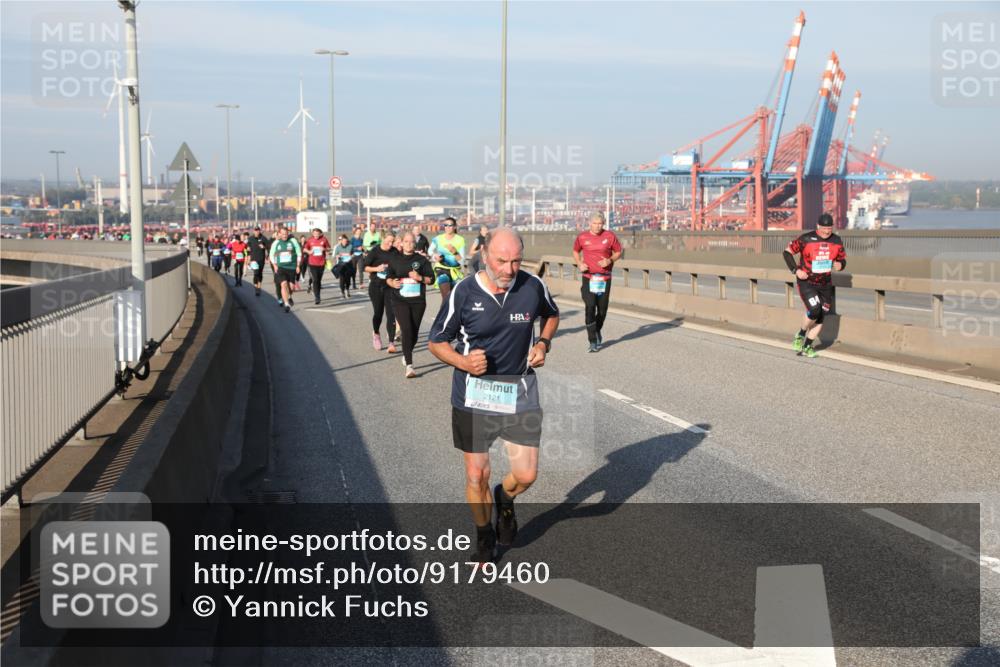 03.10.2025 - Köhlbrandbrückenlauf Yannick Fuchs http://msf.ph/oto/9179460 03.10.2025 08:52:21 Position 2 2121 meine-sportfotos.de