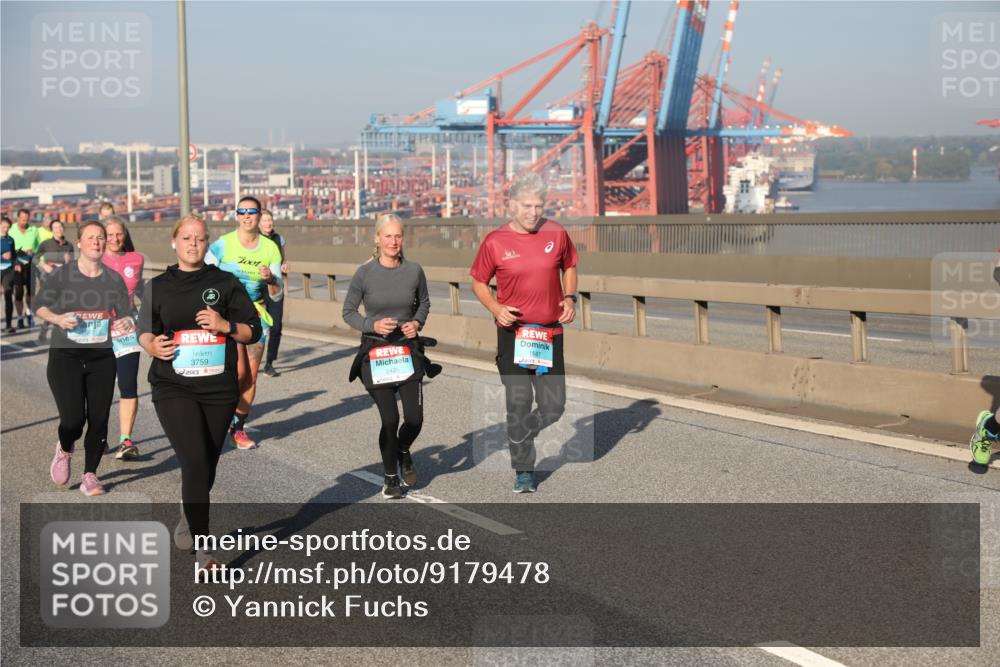 03.10.2025 - Köhlbrandbrückenlauf Yannick Fuchs http://msf.ph/oto/9179478 03.10.2025 08:52:24 Position 2 3759, 1687 meine-sportfotos.de