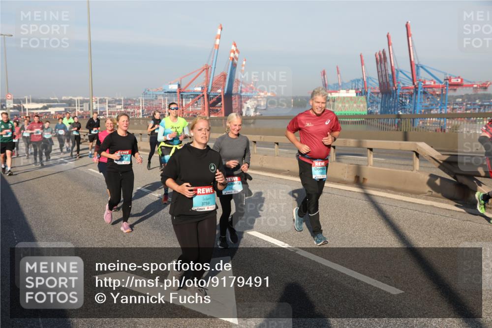 03.10.2025 - Köhlbrandbrückenlauf Yannick Fuchs http://msf.ph/oto/9179491 03.10.2025 08:52:26 Position 2 3759, 1687 meine-sportfotos.de