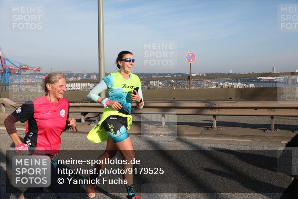 03.10.2025 - Köhlbrandbrückenlauf Yannick Fuchs http://msf.ph/oto/9179525 03.10.2025 08:52:29 Position 2 147 meine-sportfotos.de