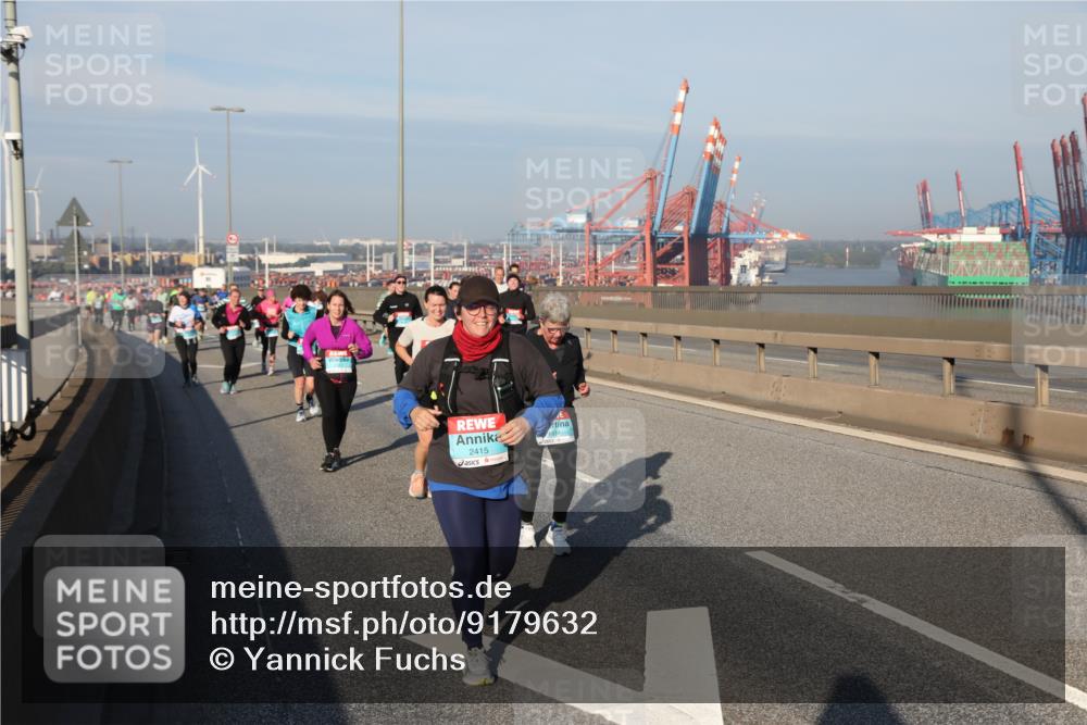 03.10.2025 - Köhlbrandbrückenlauf Yannick Fuchs http://msf.ph/oto/9179632 03.10.2025 08:52:41 Position 2 2415, 1934 meine-sportfotos.de