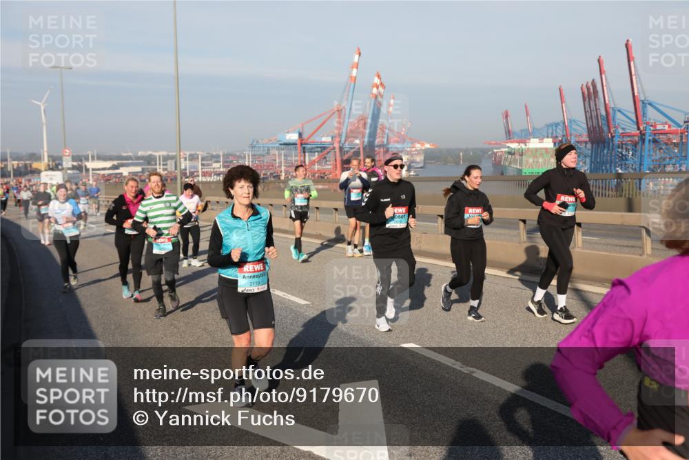 03.10.2025 - Köhlbrandbrückenlauf Yannick Fuchs http://msf.ph/oto/9179670 03.10.2025 08:52:45 Position 2 2119 meine-sportfotos.de