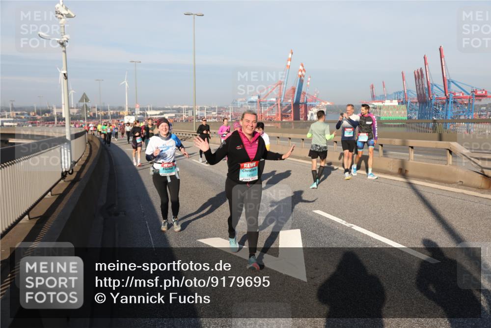 03.10.2025 - Köhlbrandbrückenlauf Yannick Fuchs http://msf.ph/oto/9179695 03.10.2025 08:52:48 Position 2 1414 meine-sportfotos.de